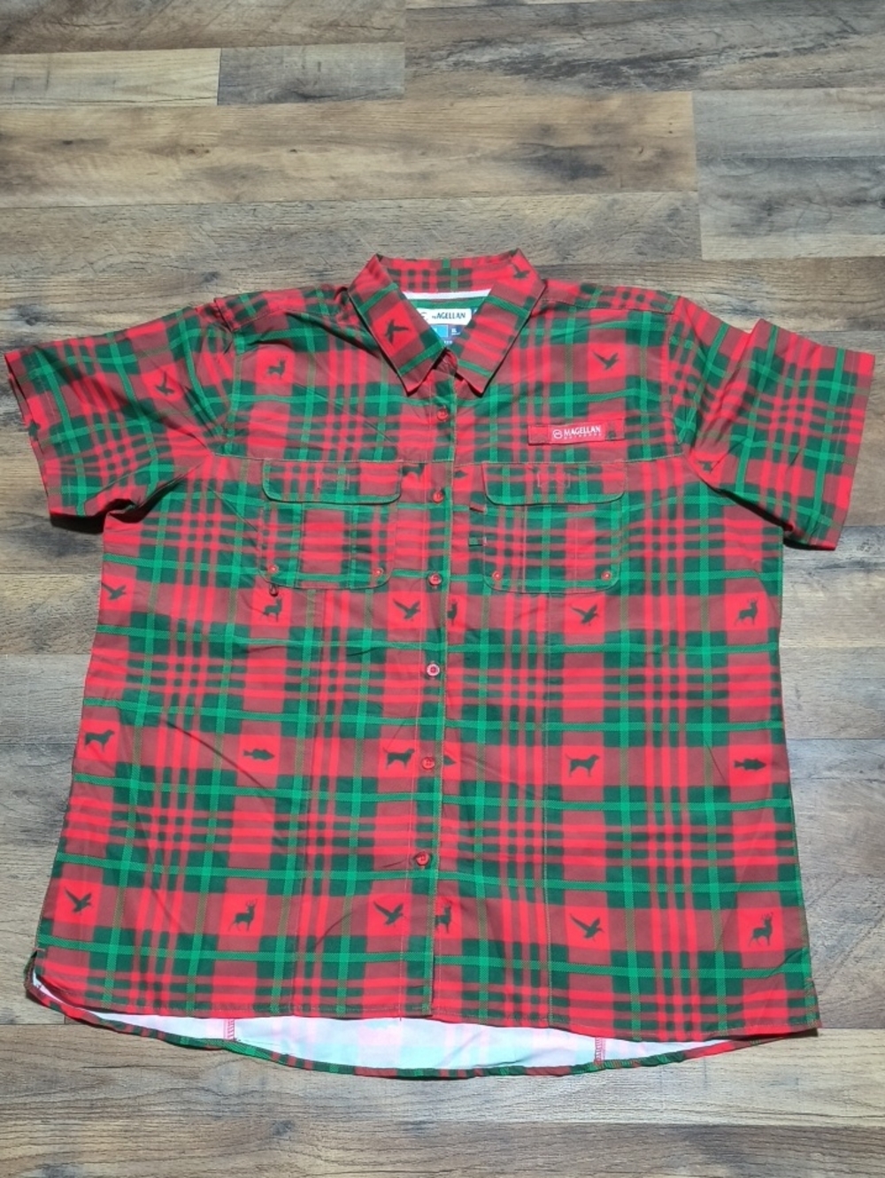 Magellan Outdoors Red and Green Plaid Short-Sleeve Button-Front Shirt
